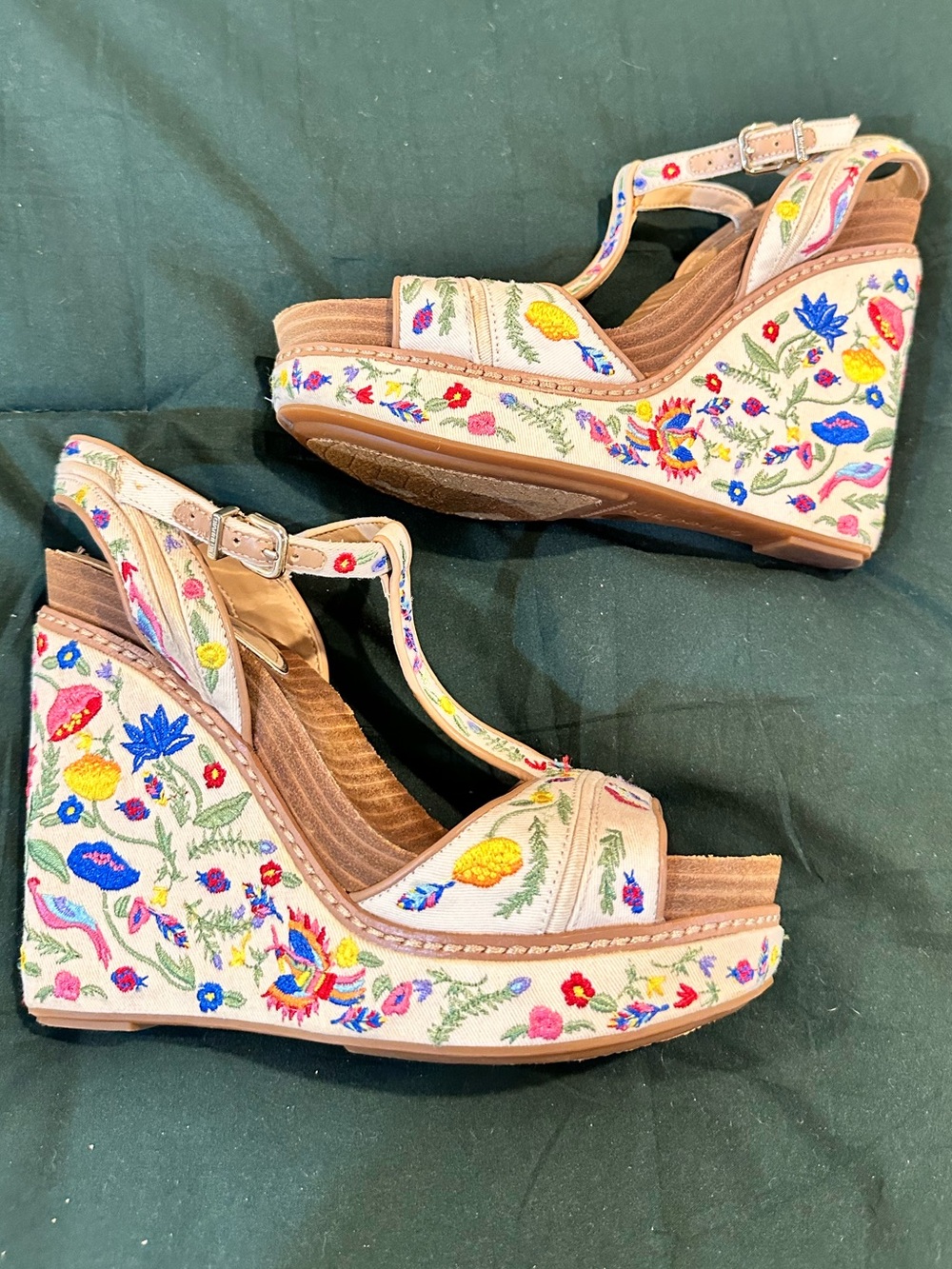 Gianni Bini Beige Embroidered Floral Wedge Sandals